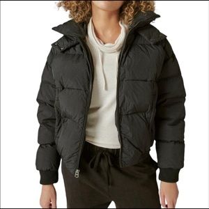 💓NEW LISTING💓 Lucky Brand Puffer Jacket